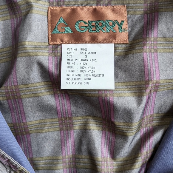 Gerry Small Pullover with Hooded Jacket - Picture 8 of 16